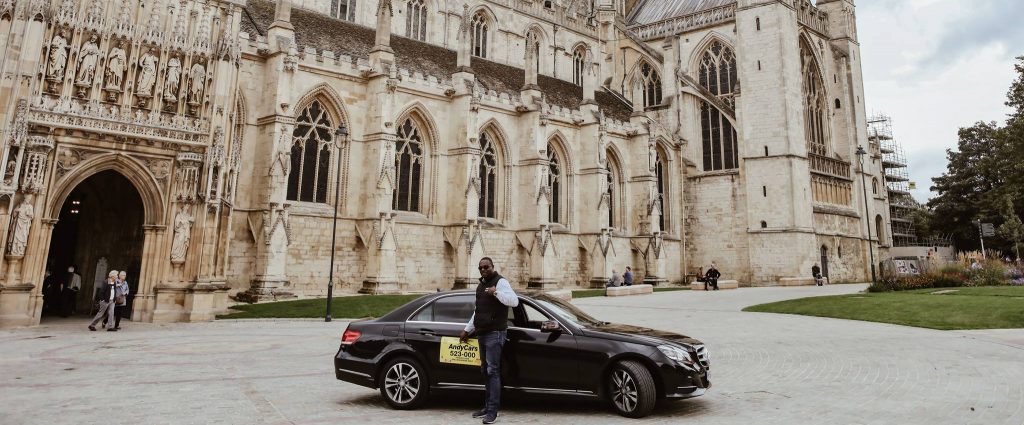 Taxi at Gloucester Cathedral